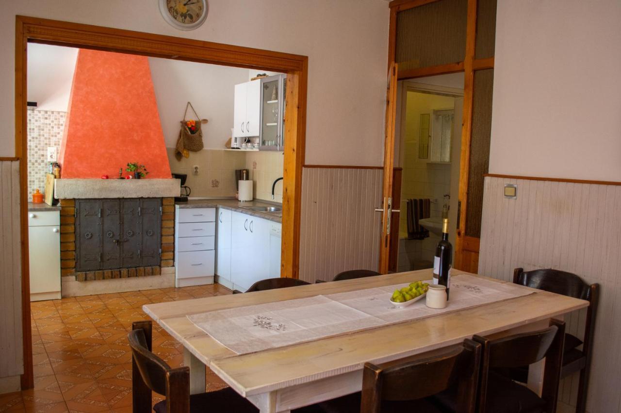 Stone House Dioniz Villa Brnistrova Luaran gambar
