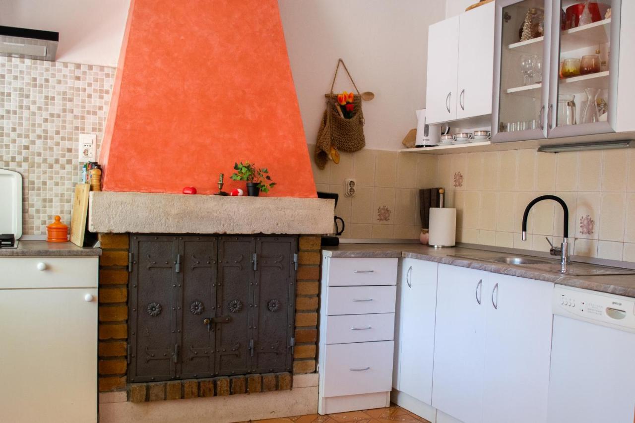 Stone House Dioniz Villa Brnistrova Luaran gambar